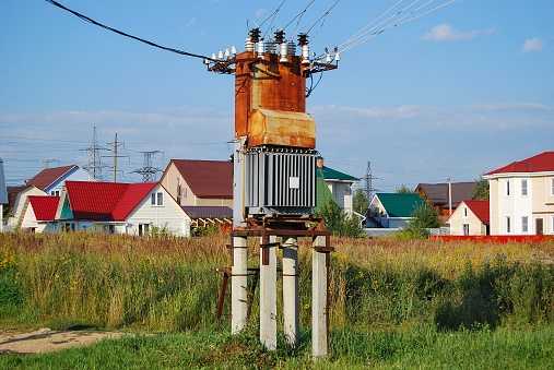 Electricity distribution transformers types mounted pole