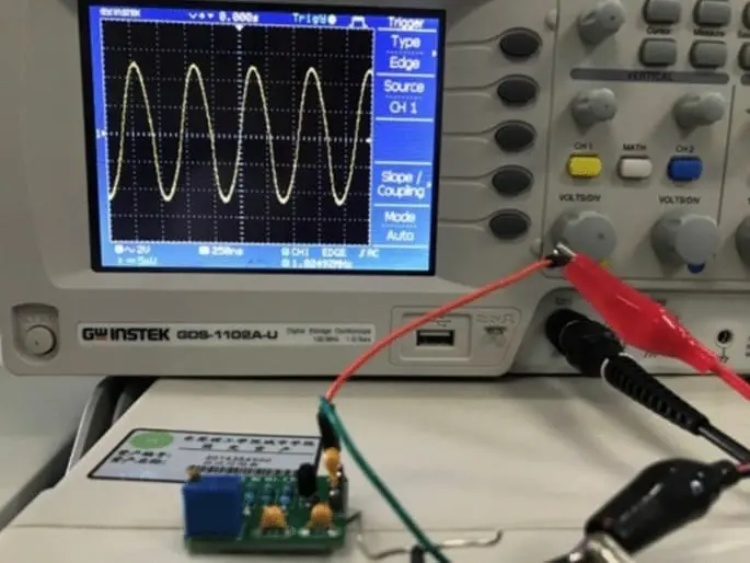 Types of Electronic Oscillators