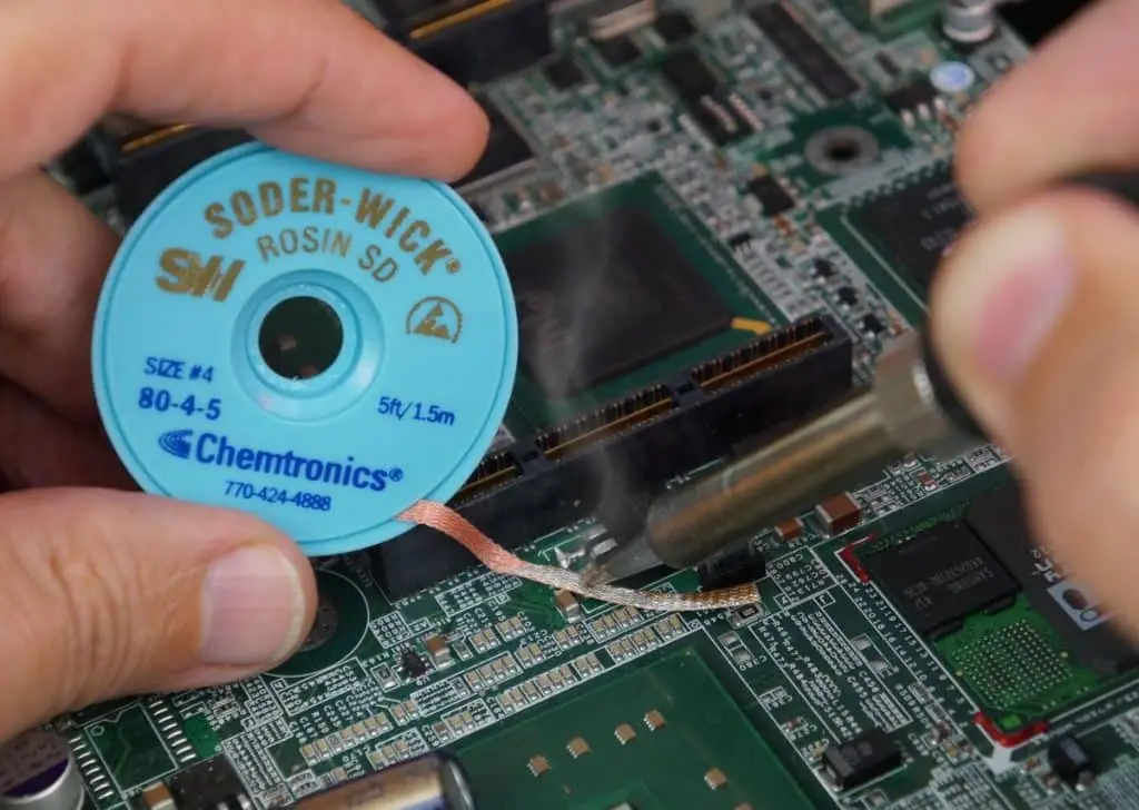 Guide on how to use solder wick